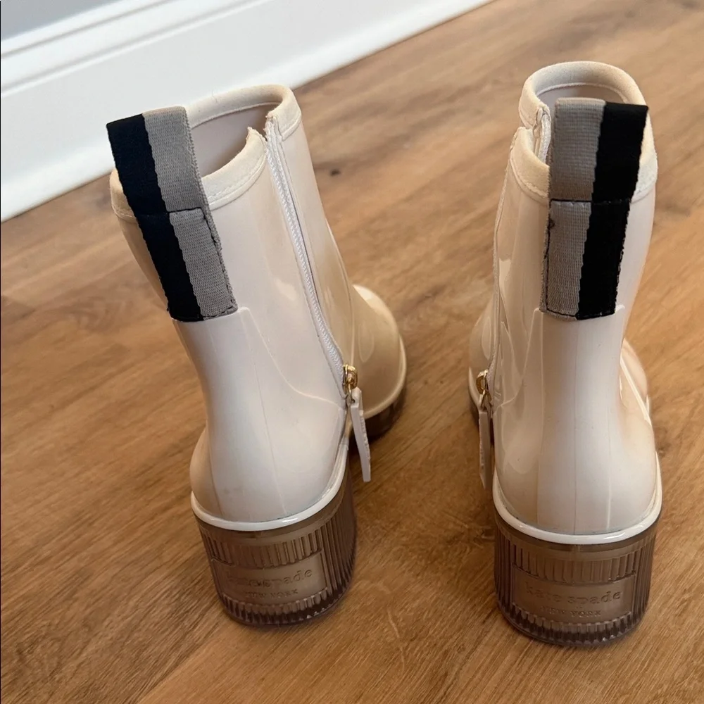 Kate Spade White Winter Boots - Picture 5 of 9